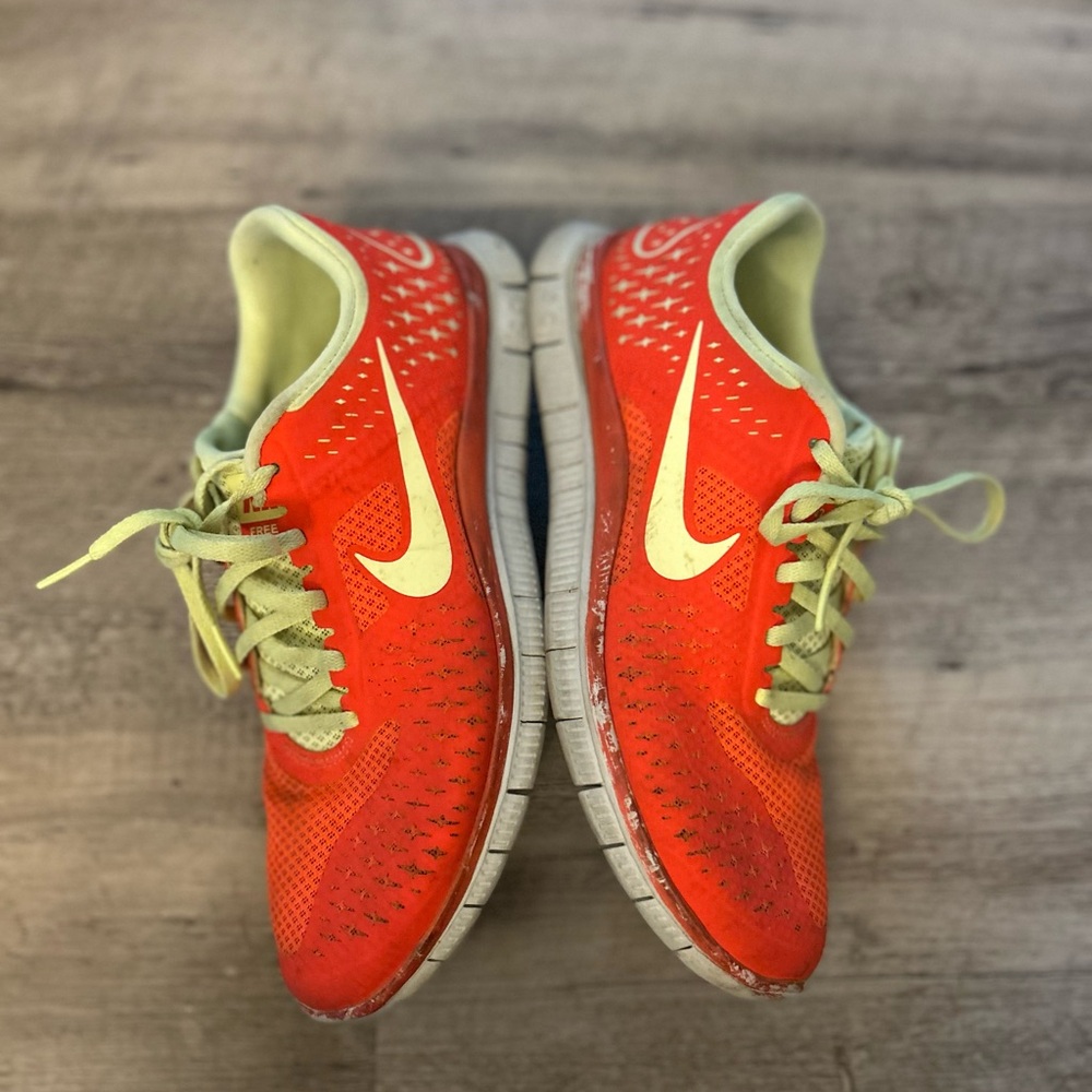 Nike Orange & Lime Low-Top Running Sneakers - Picture 4 of 6